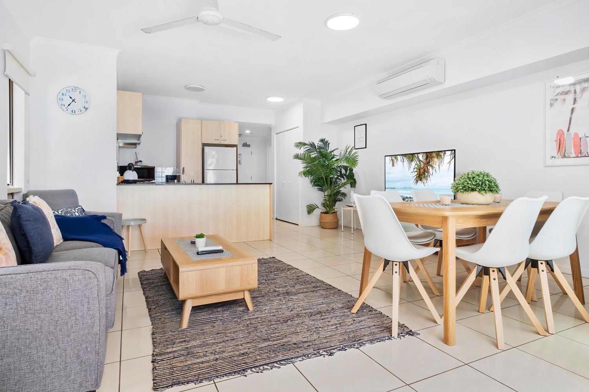 Amphora Laleuca Apartments Palm Cove Room photo